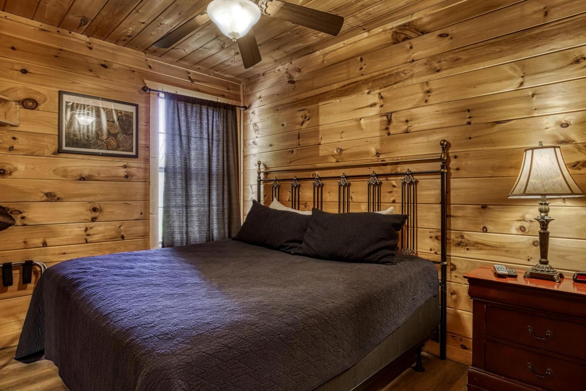 Fort Knoxx #324 Sevierville Bagian luar foto