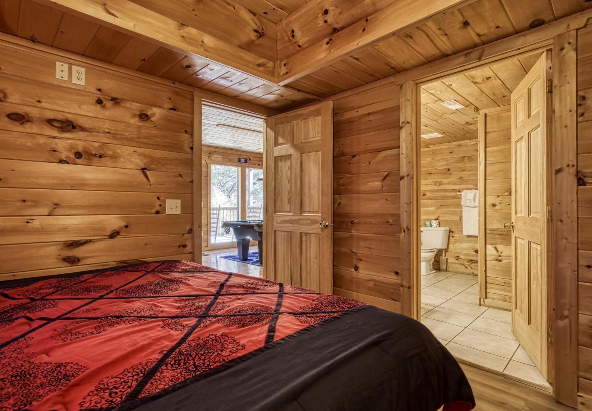 Fort Knoxx #324 Sevierville Bagian luar foto